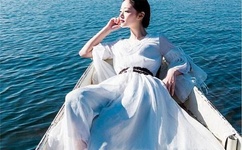 干露露全套艺术照